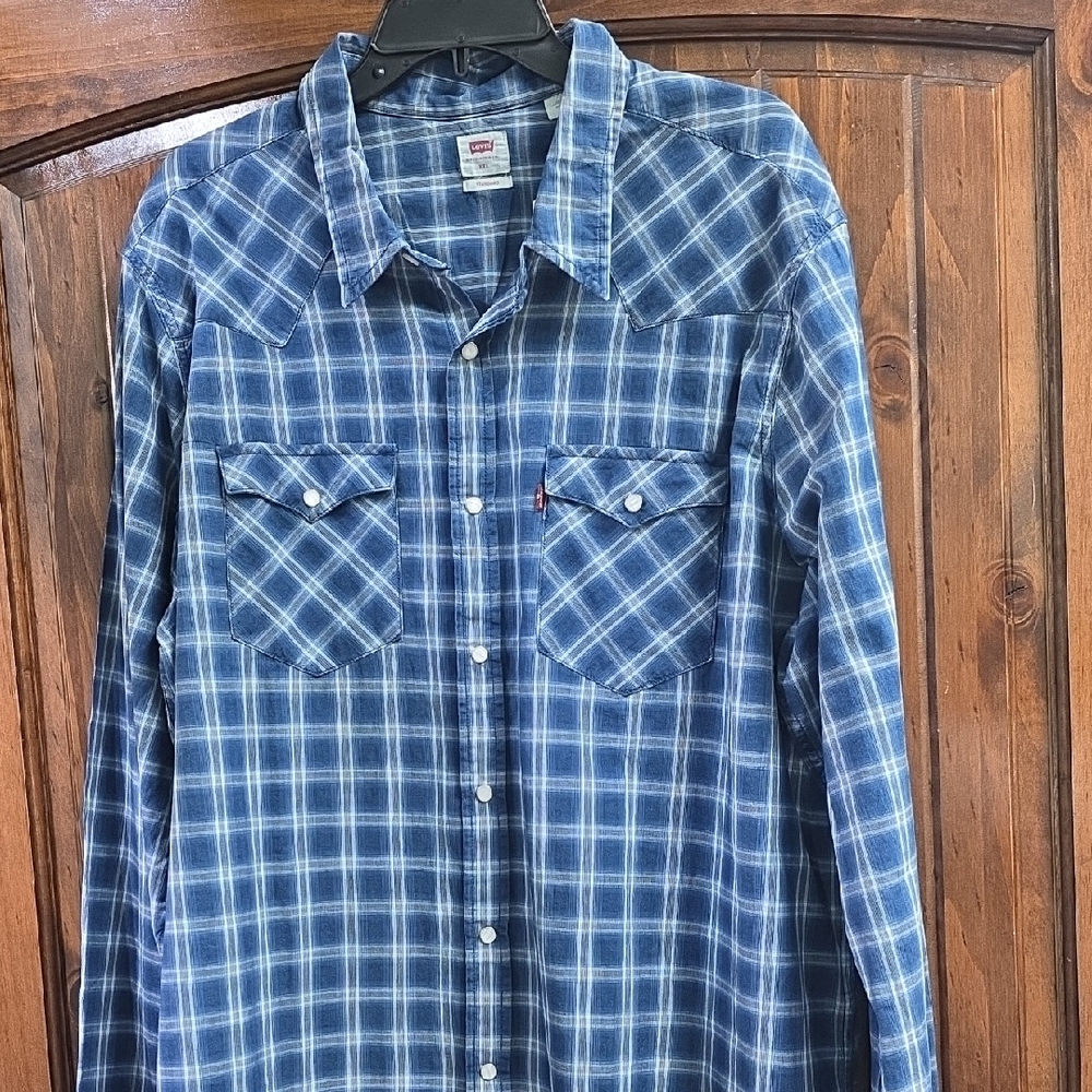 Levi's Navy Checkered Casual Shirt